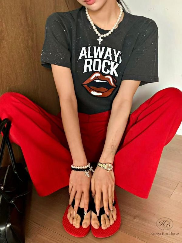 SS254 春季 自留超可愛嘴巴 tee 