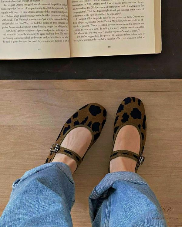 SS246 春季 春夏很需要百搭的圓頭娃娃鞋 