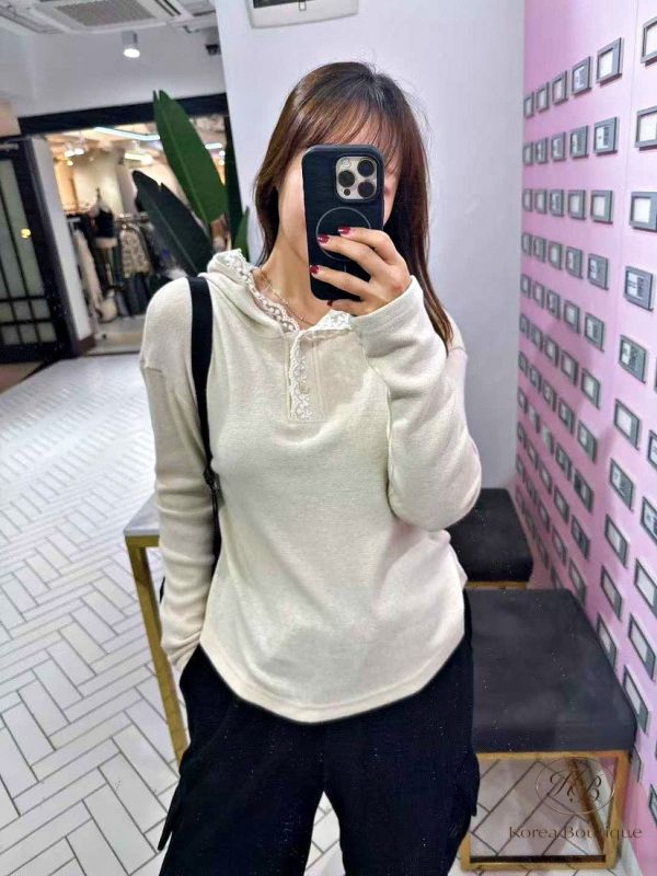 FWKR87 冬季 蕾絲邊領口設計上衣 