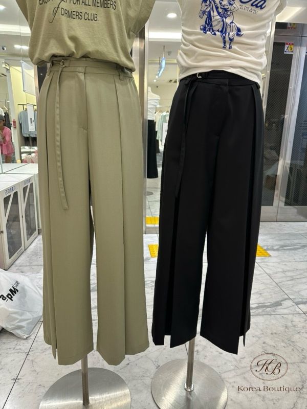 Su08 夏裝 顏色很特別的西裝褲 均碼 用腰帶調整 