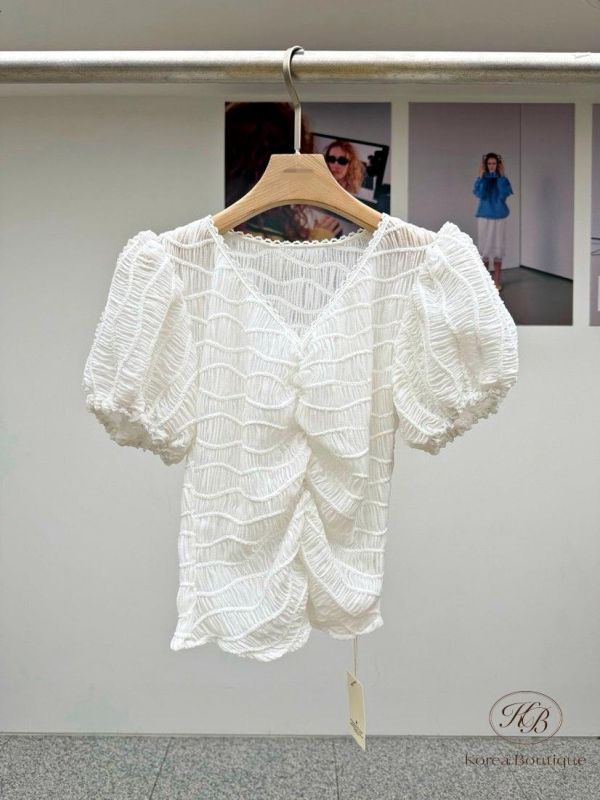 SS299 春季 很美的皺摺透膚上衣 