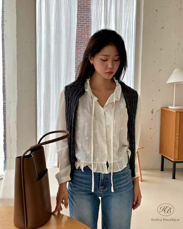 Fw233 秋季 刺繡圖案浪漫波浪下擺上衣 