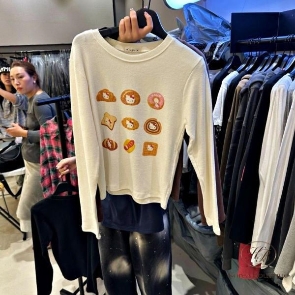 FW2775 秋季 麵包kitty 的可愛tshirt 