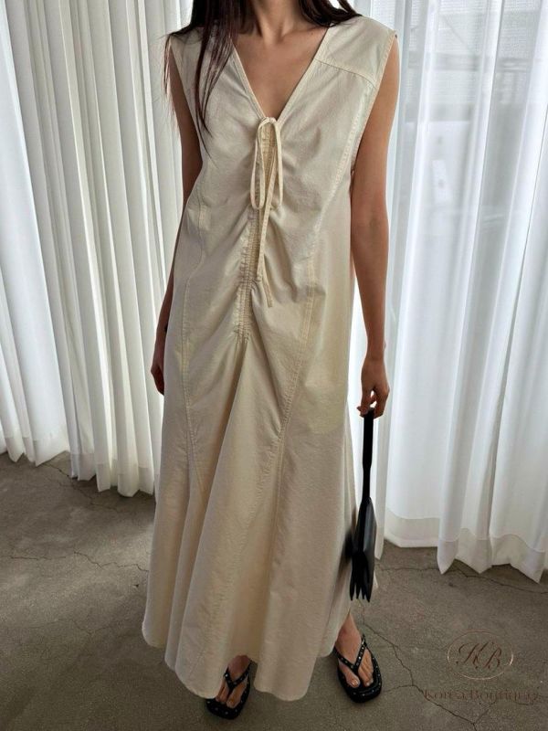 SS362 春季 很美的v領皺摺洋裝 