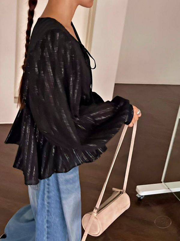 Fw123 秋季 細緻銀絲線澎澎袖上衣 
