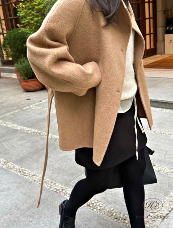 Fw352 秋季 羊毛手工綁帶大衣 俐落感 