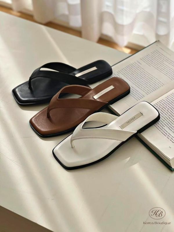 SS404 春季 穿出很美的夾腳版型 