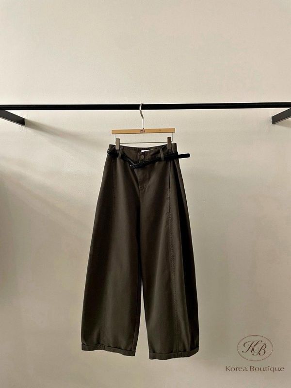 FW2718 秋季 秋天色的繭型褲 