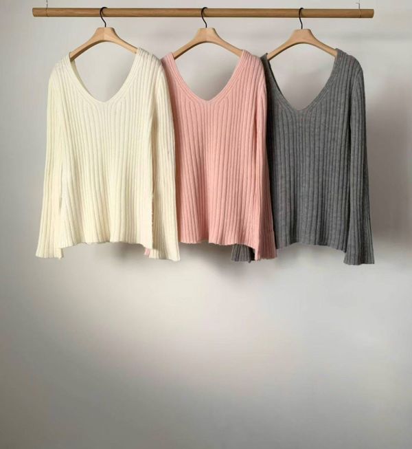 Fw373 秋季 質感v領上衣 