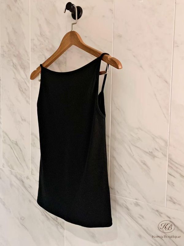 SS147 春季 版型穿起來就是顯瘦的消肩背心 