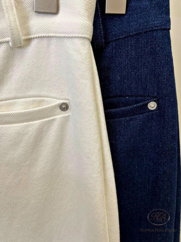 SS192 春季 直筒微喇叭牛仔褲 