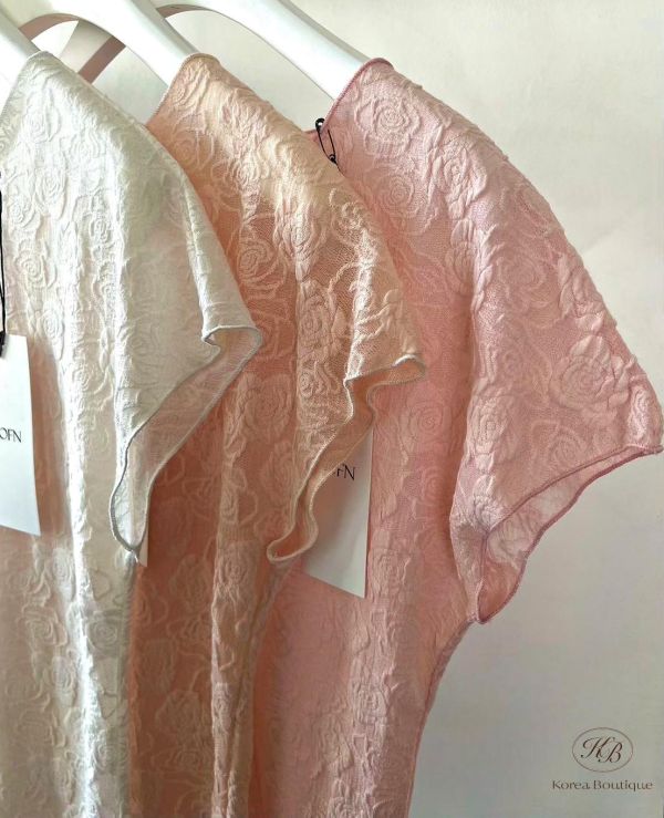 SS327 春季 玫瑰刺繡上衣 