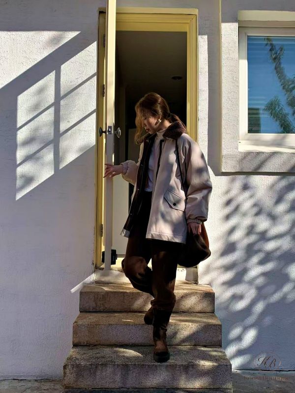 Fw478 冬季 鋪面可拆毛毛領外套 