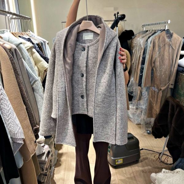 FWKR38 冬季 附上圍巾的短版大衣 