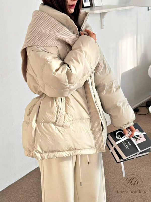 FWKR80 冬季 附上圍巾的羽絨外套 