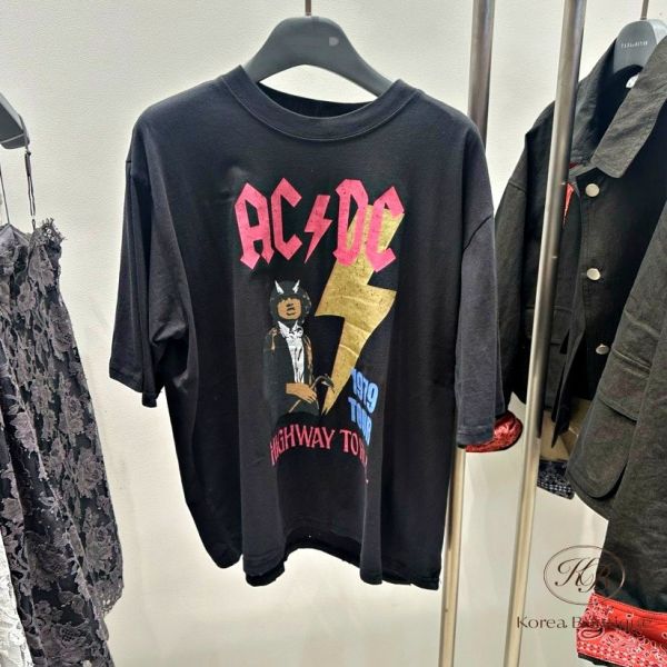 Fw130 秋季 這麼可愛的搖滾tee 能不買嗎 