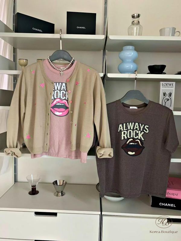 SS254 春季 自留超可愛嘴巴 tee 