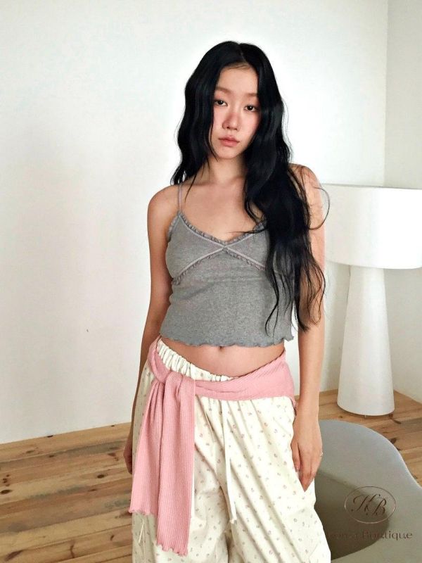 SS268 春季 木耳花邊背心 