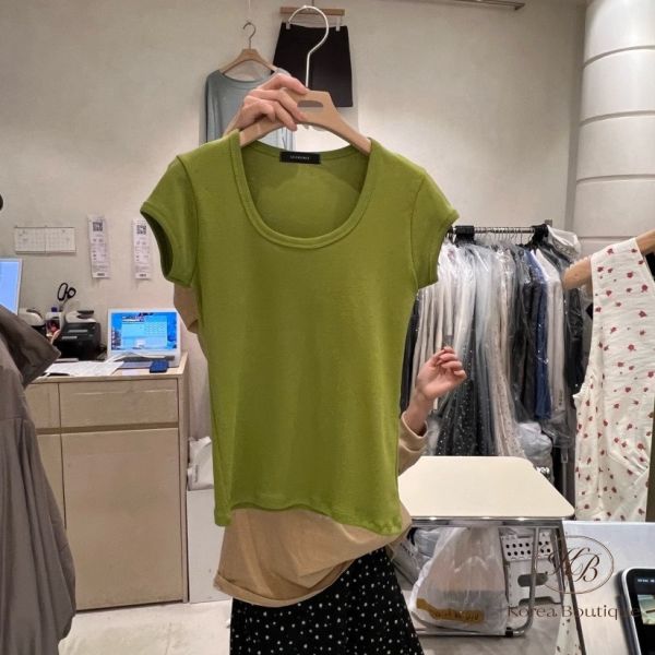 Su18 夏裝 U口領tee 