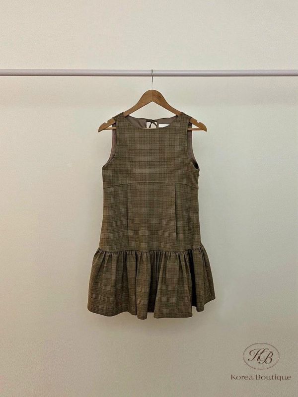 SS294 春季 格紋層次洋裝 黑色的也好優雅 