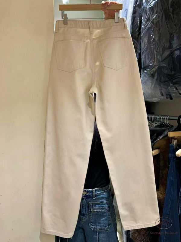 SS143 春季 小直筒好搭配的奶油牛仔褲 