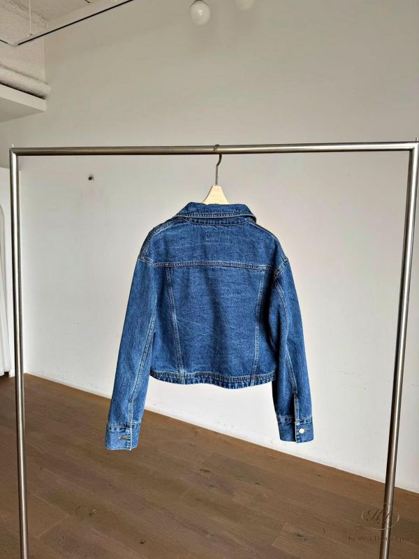 FW2773 秋季 客人點菜款 可立領造型的短版牛仔外套 