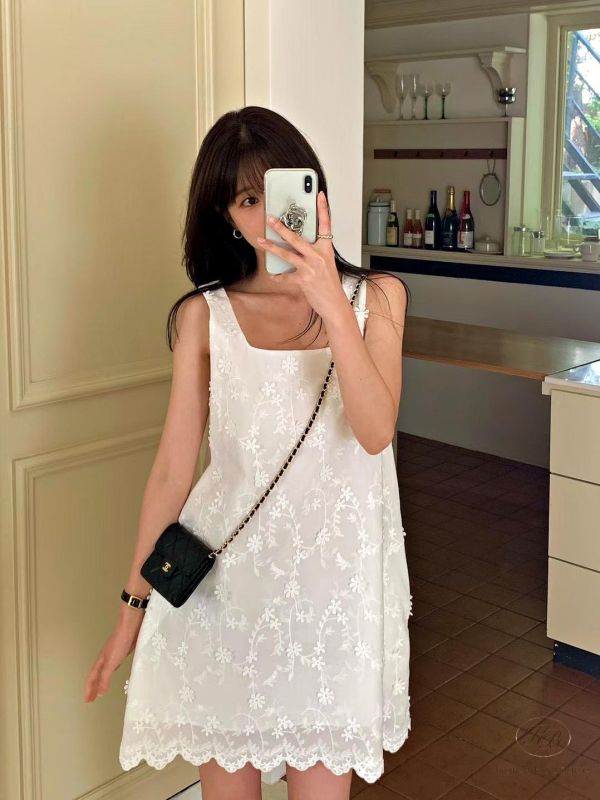 SS577 夏季 好美的立體小花連身裙 有口袋 