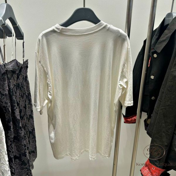 Fw130 秋季 這麼可愛的搖滾tee 能不買嗎 