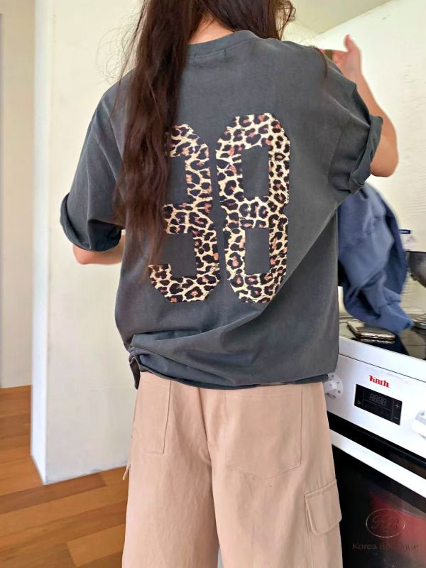 Fw101 秋季 豹紋字母tee 