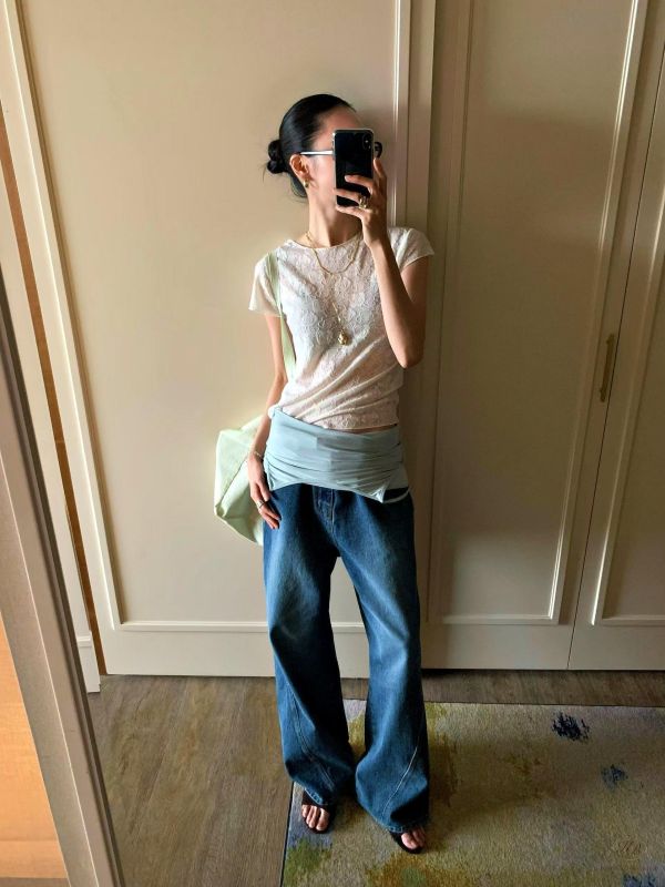 SS327 春季 玫瑰刺繡上衣 