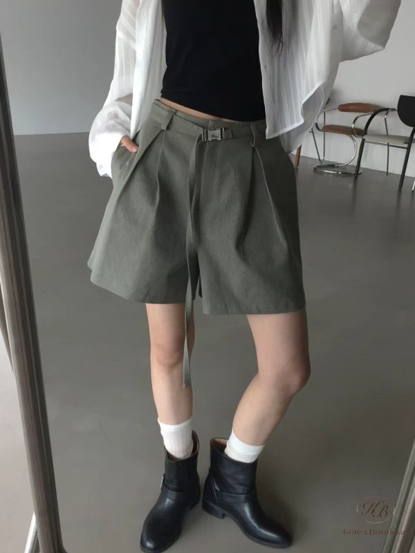 Kr08 夏裝 後磅小腰帶打褶A字短褲 