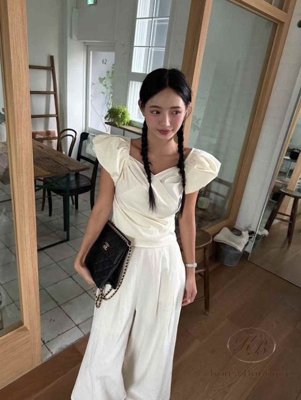 Sv23 夏裝 澎澎袖上衣 