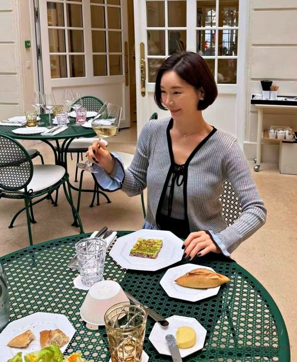 Fw266 秋季 荷葉邊手袖針織套裝 