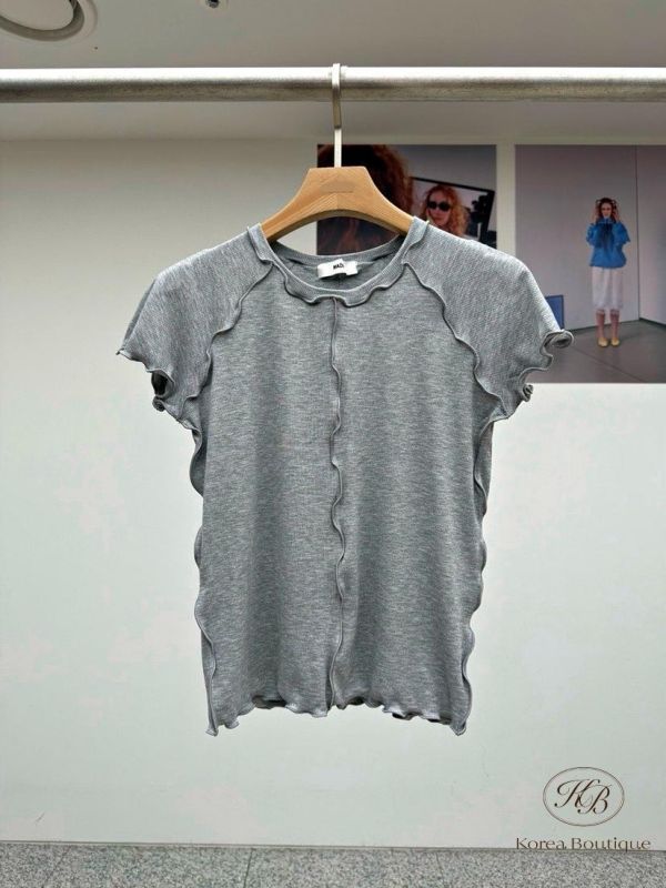 SS447 春季 木耳邊素面上衣 