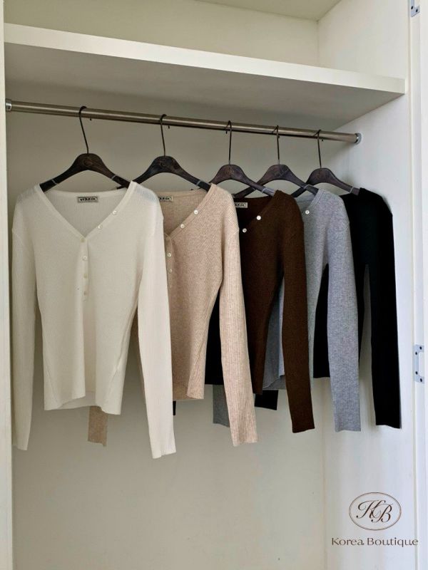 Fw157 秋季 微辣V領排扣上衣 