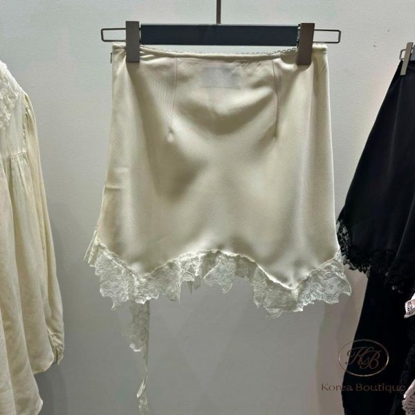 SS222 春季 垂墜蕾絲半身裙 