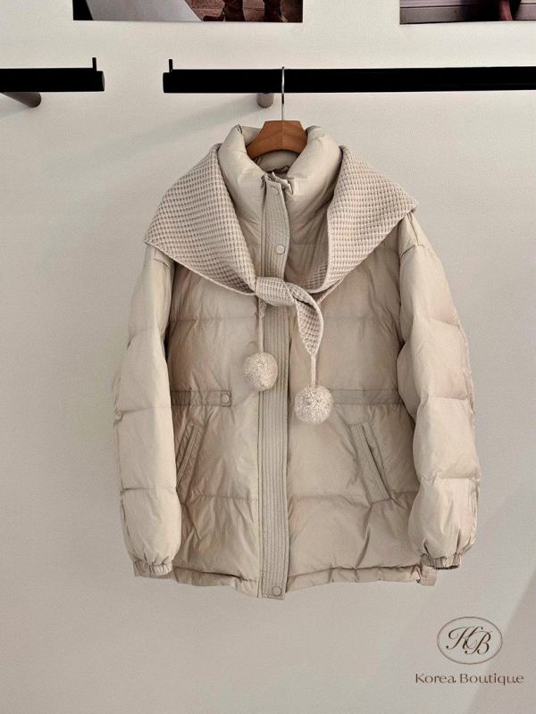 FWKR80 冬季 附上圍巾的羽絨外套 