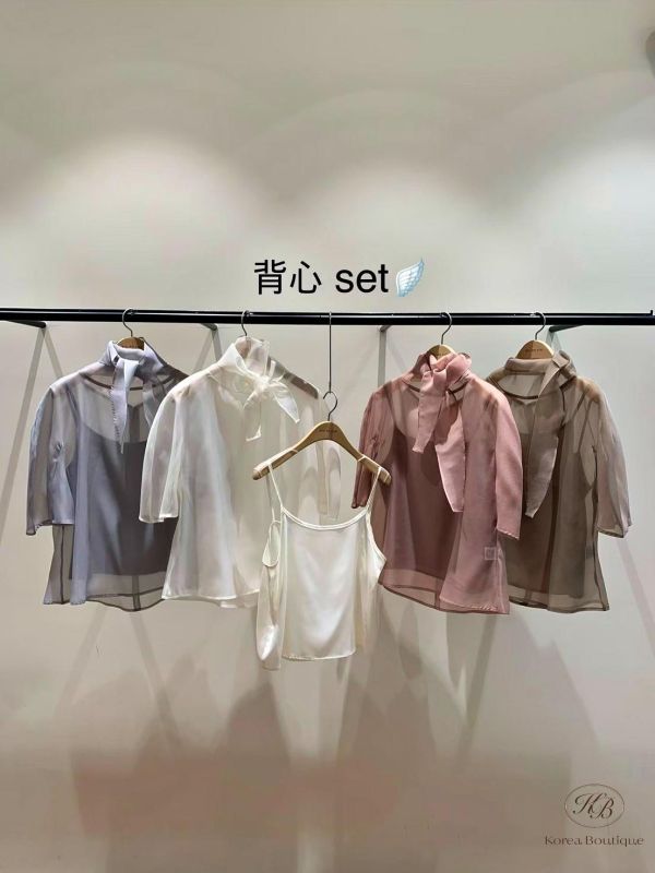 SS349 春季 很仙的一套上衣領巾套裝 