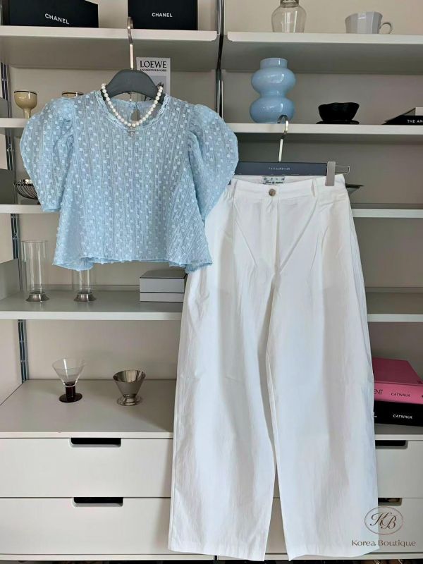 SS462 春季 好喜歡蓬蓬的刺繡圖案上衣 