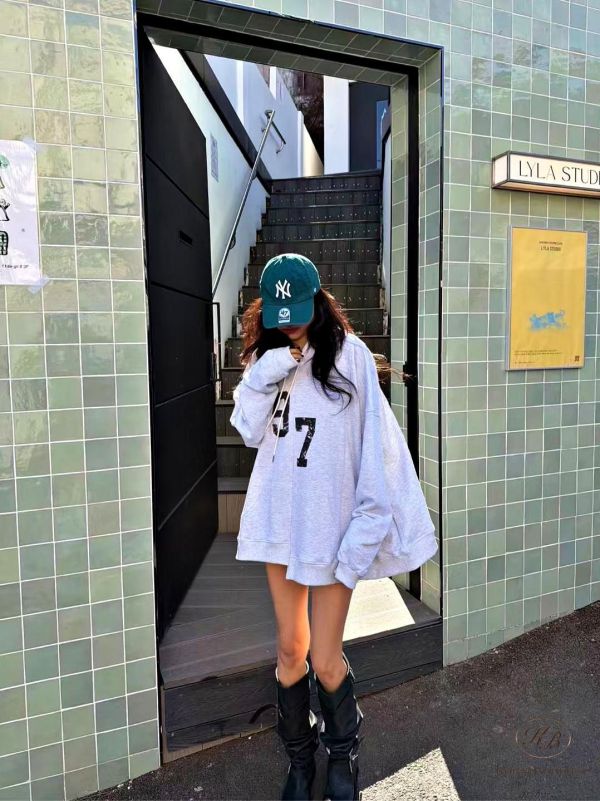 SS256 春季 長版數字大學衛衣 