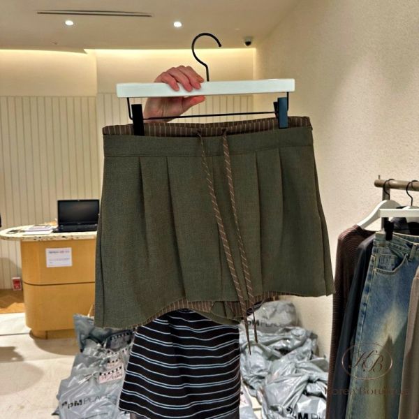 FWKR96 冬季 褲頭條紋設計褲裙 