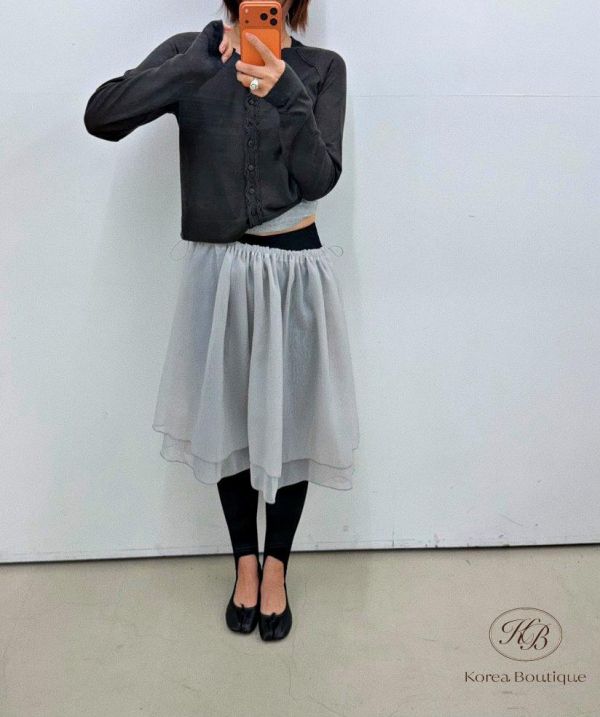 SS274 春季 今年必備的時髦踩腳褲 