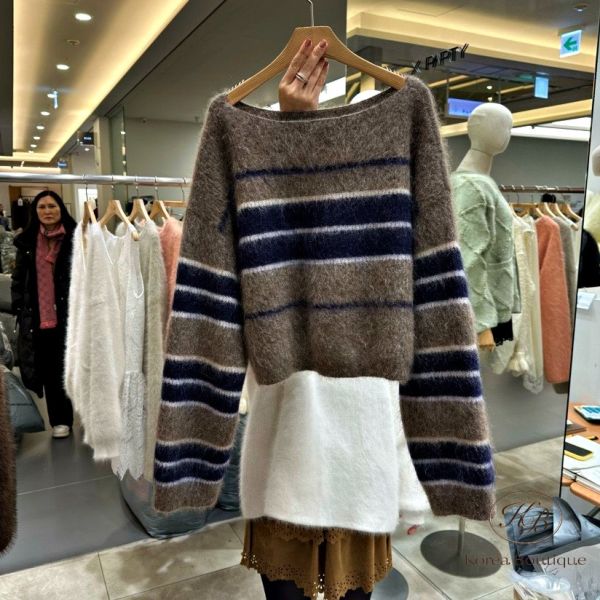FWKR66 冬季 版型短版的條紋毛衣 