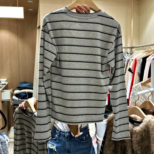 Fw441 冬季 簡約條紋圓領上衣 