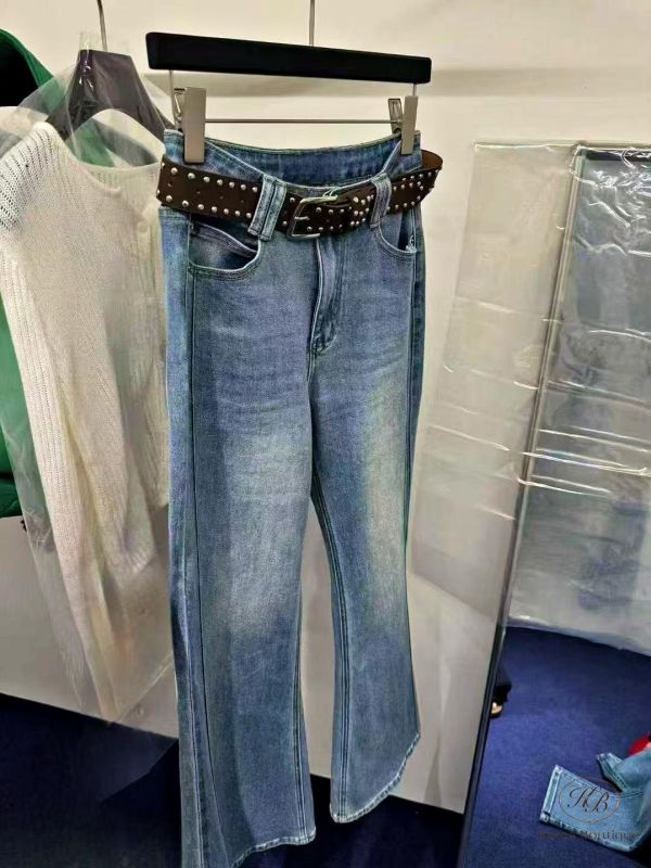 SS167 春季 好看的微喇叭牛仔褲 附皮帶 