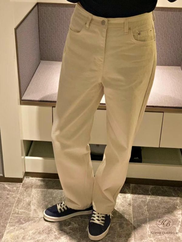 SS143 春季 小直筒好搭配的奶油牛仔褲 