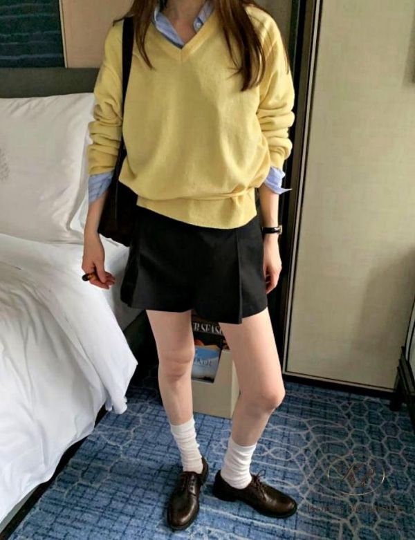 SS19 春季 各種可愛春色的v領針織 