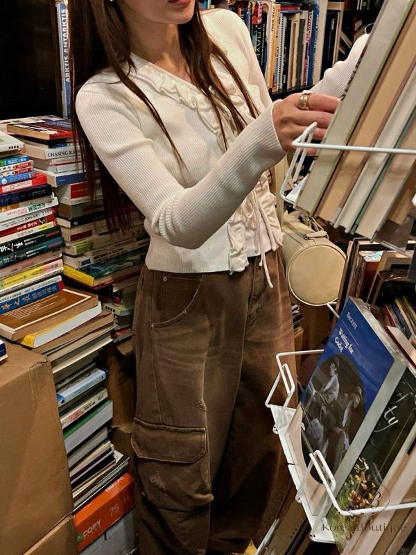 SS91 春季 荷葉邊設計上衣 