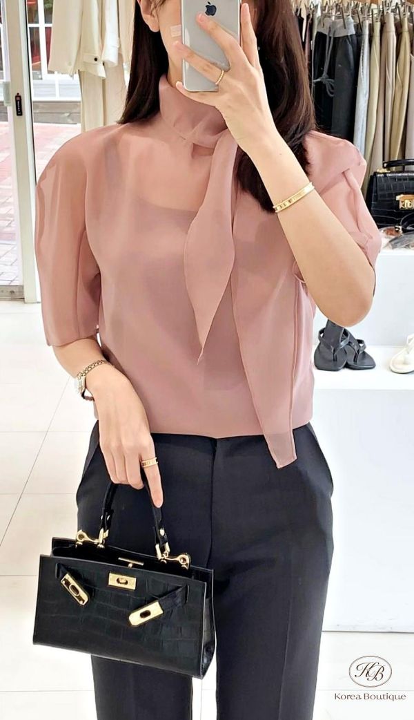 SS349 春季 很仙的一套上衣領巾套裝 