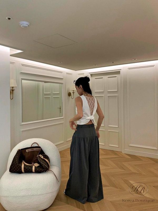 SS397 春季 後背蕾絲設計上衣 